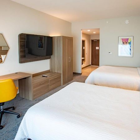 Holiday Inn Express & Suites Pensacola Airport North - I-10 By Ihg Ferry Pass Extérieur photo