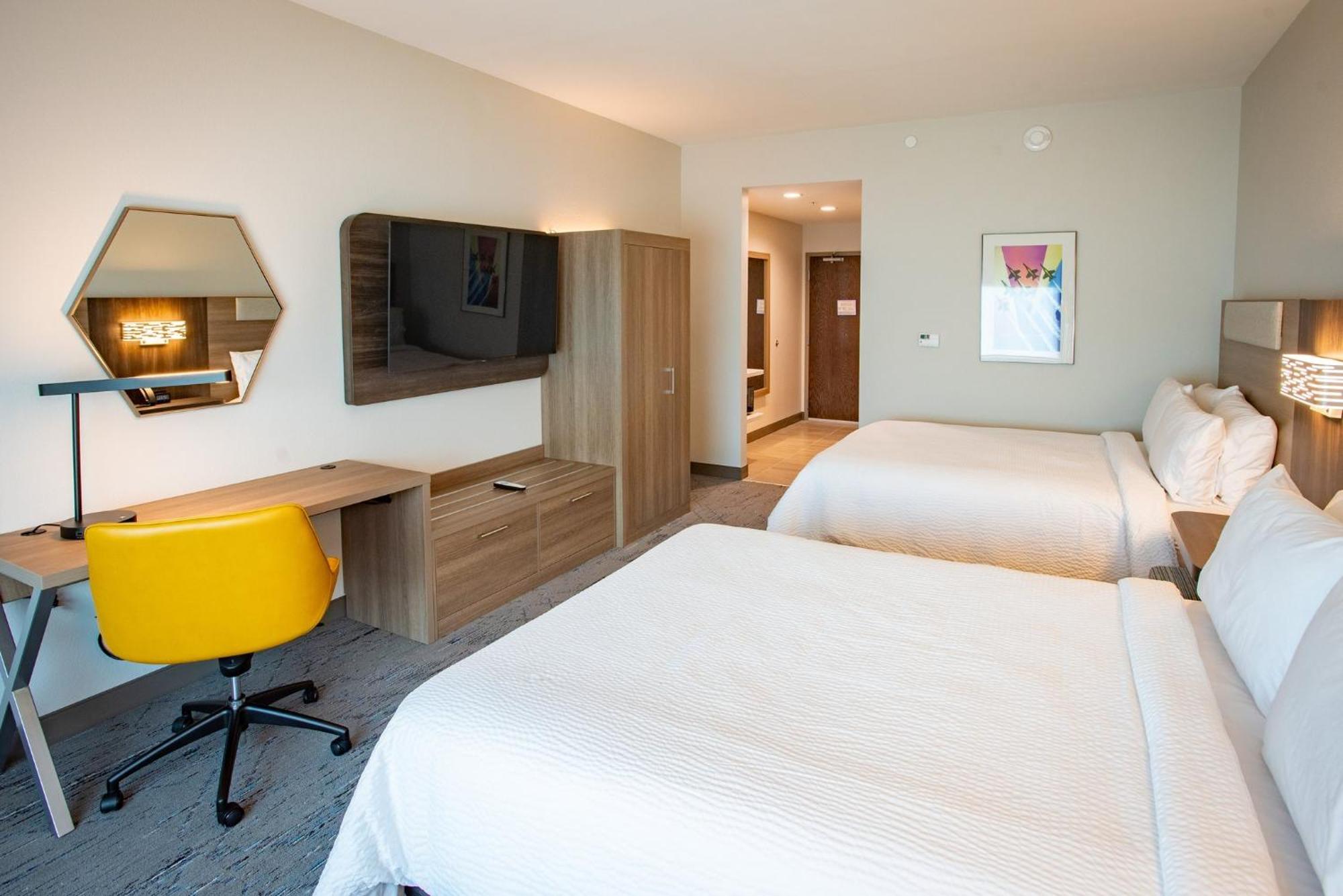 Holiday Inn Express & Suites Pensacola Airport North - I-10 By Ihg Ferry Pass Extérieur photo