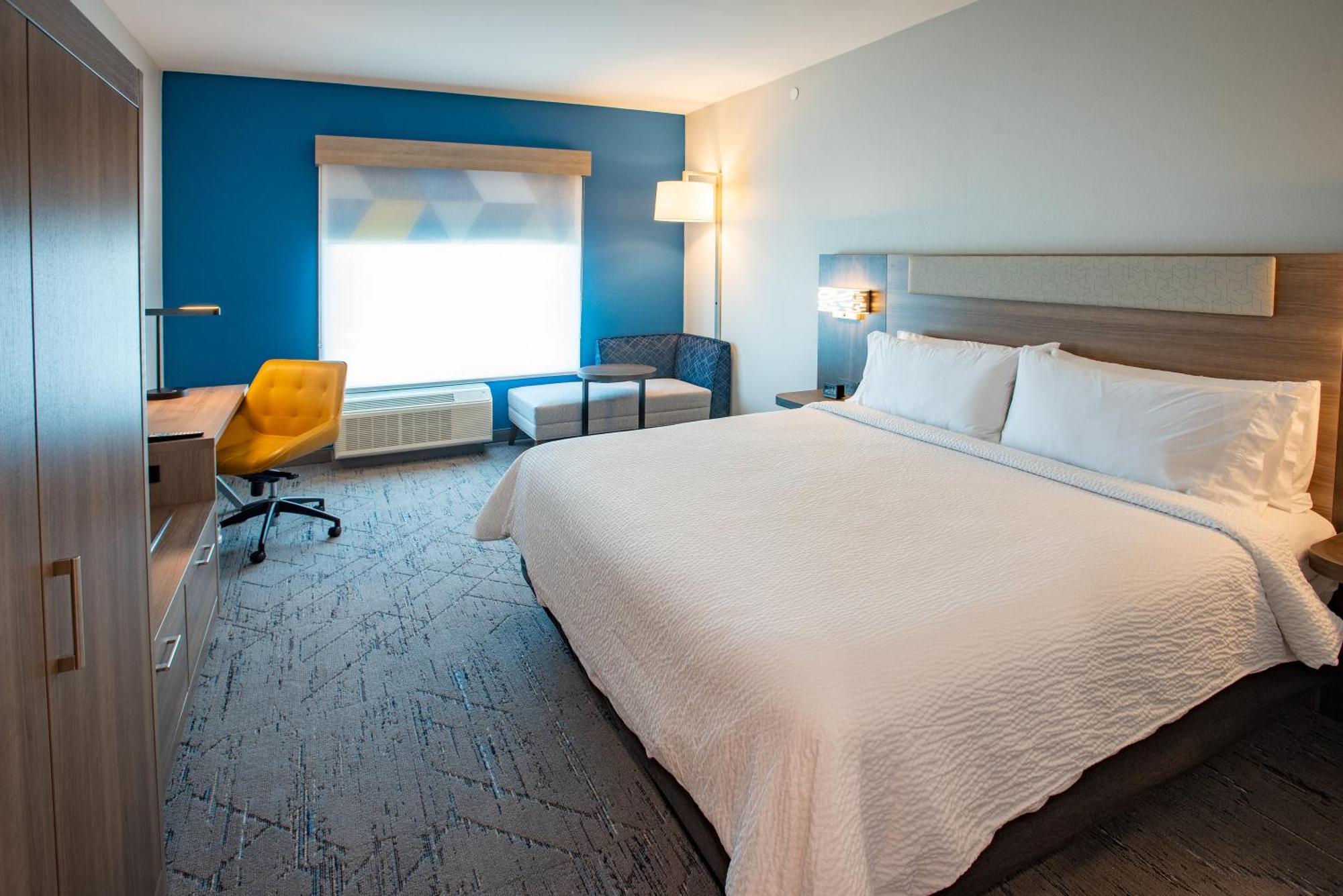 Holiday Inn Express & Suites Pensacola Airport North - I-10 By Ihg Ferry Pass Extérieur photo